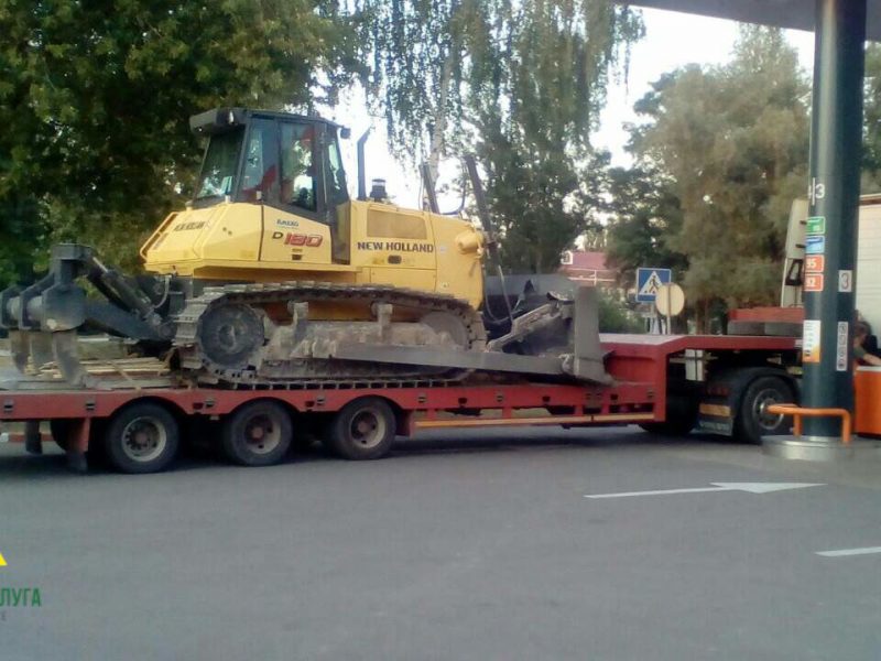 Перевозка негабарита: бульдозер New Holland